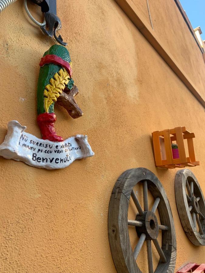 Suite I Biddizzi Da Sicilia CTA Eksteriør bilde